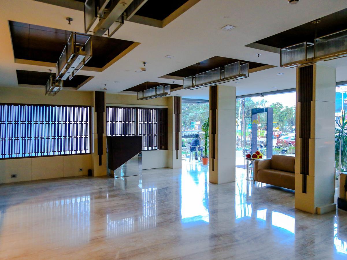 Oyo 6472 Hotel Metropolitan Mohammadnagar Экстерьер фото