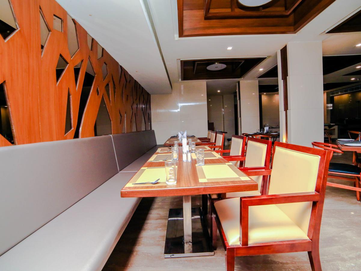 Oyo 6472 Hotel Metropolitan Mohammadnagar Экстерьер фото