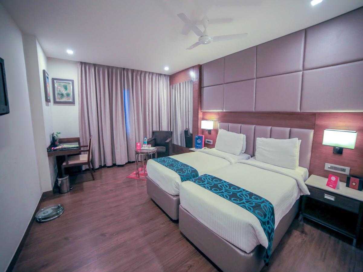 Oyo 6472 Hotel Metropolitan Mohammadnagar Экстерьер фото